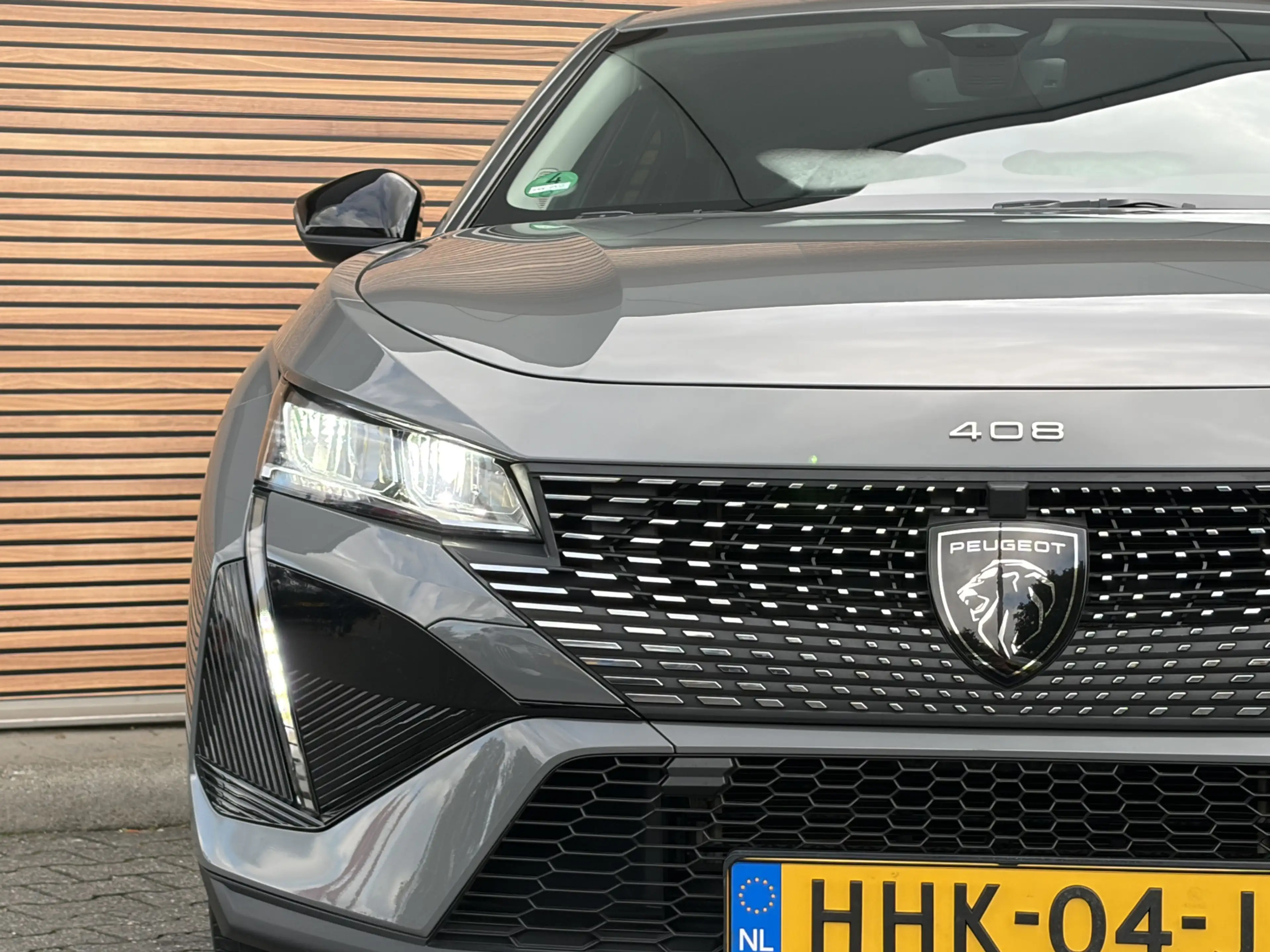 Peugeot 408 1.2 Hybrid 145 e-DCS6 Allure Navigatie / Camera / — photo 9