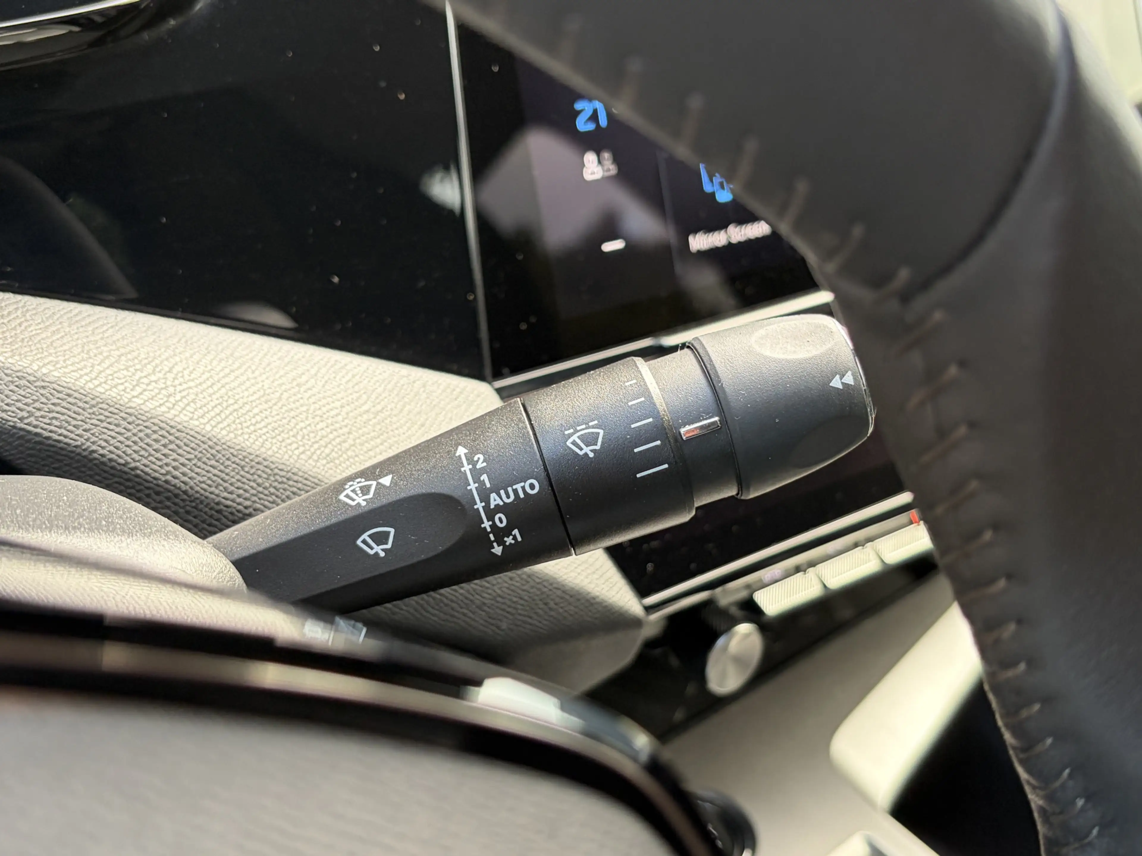 Peugeot 408 1.2 Hybrid 145 e-DCS6 Allure Navigatie / Camera / — photo 28