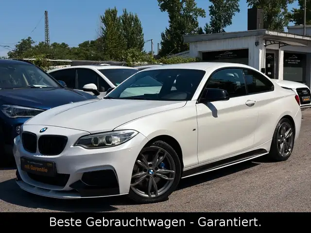BMW 240 Coupé * PERFOMANCE * NAVI * KEY LESS * TOP