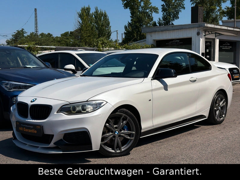 BMW 240 Coupé * PERFOMANCE * NAVI * KEY LESS * TOP