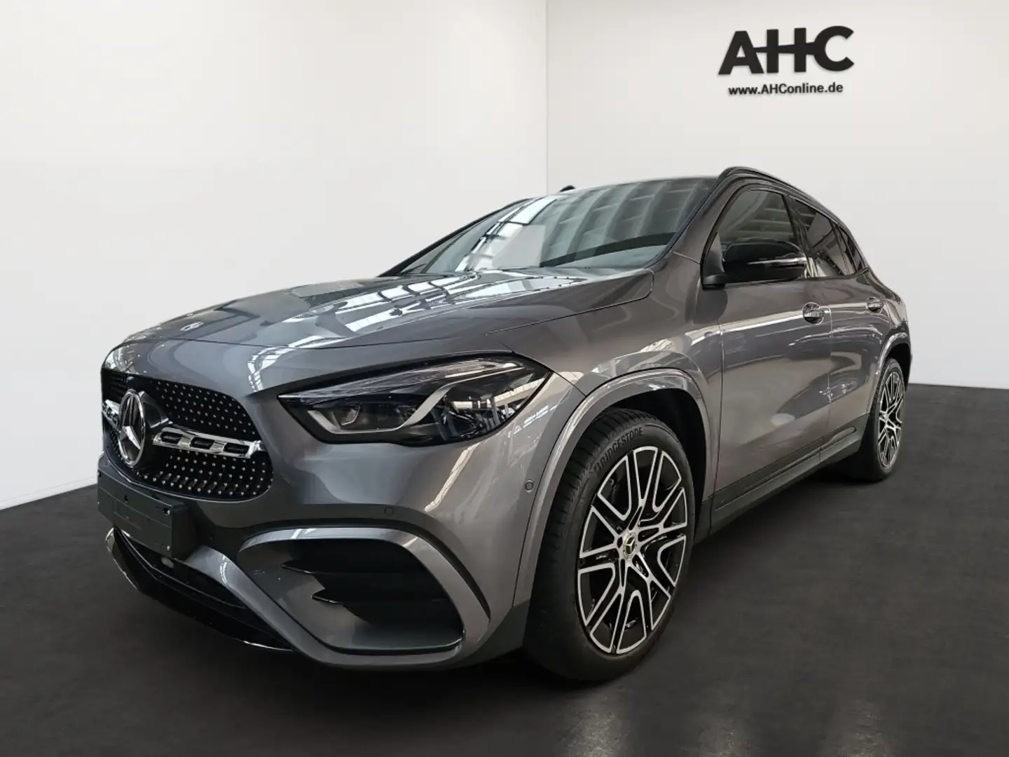 Mercedes-Benz GLA 200 ++ AMG+EDITION+NIGHT+AHK+WINTER-PAKET ++ Grau - 1