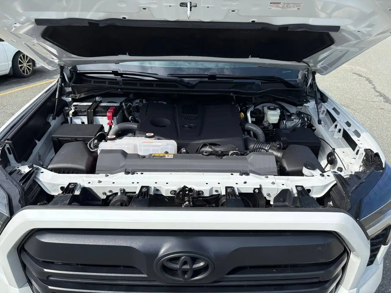 Toyota Tundra снимка Toyota Tundra