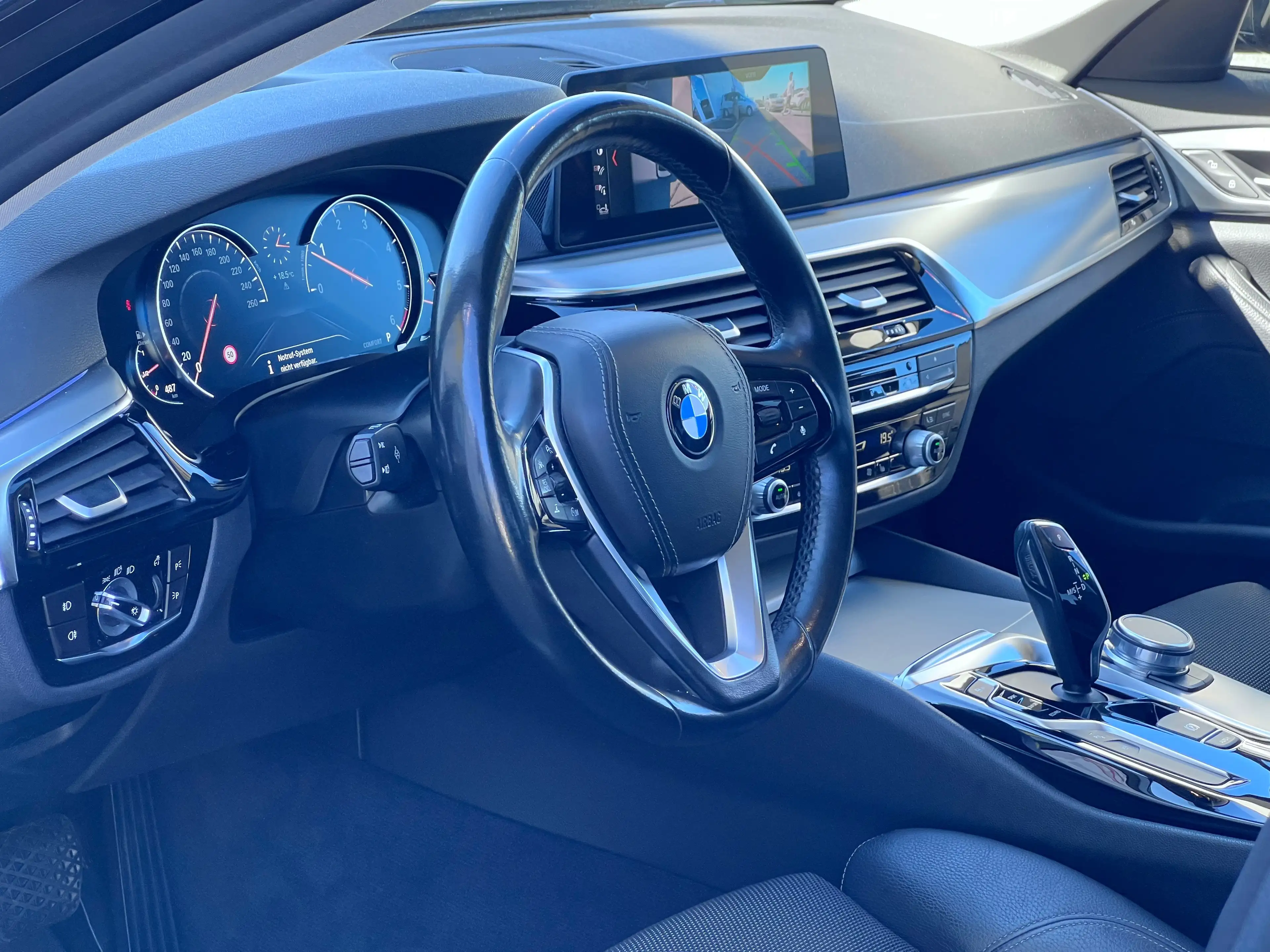 BMW 520 520 d xDrive Sport Line Finanzierung. — photo 12