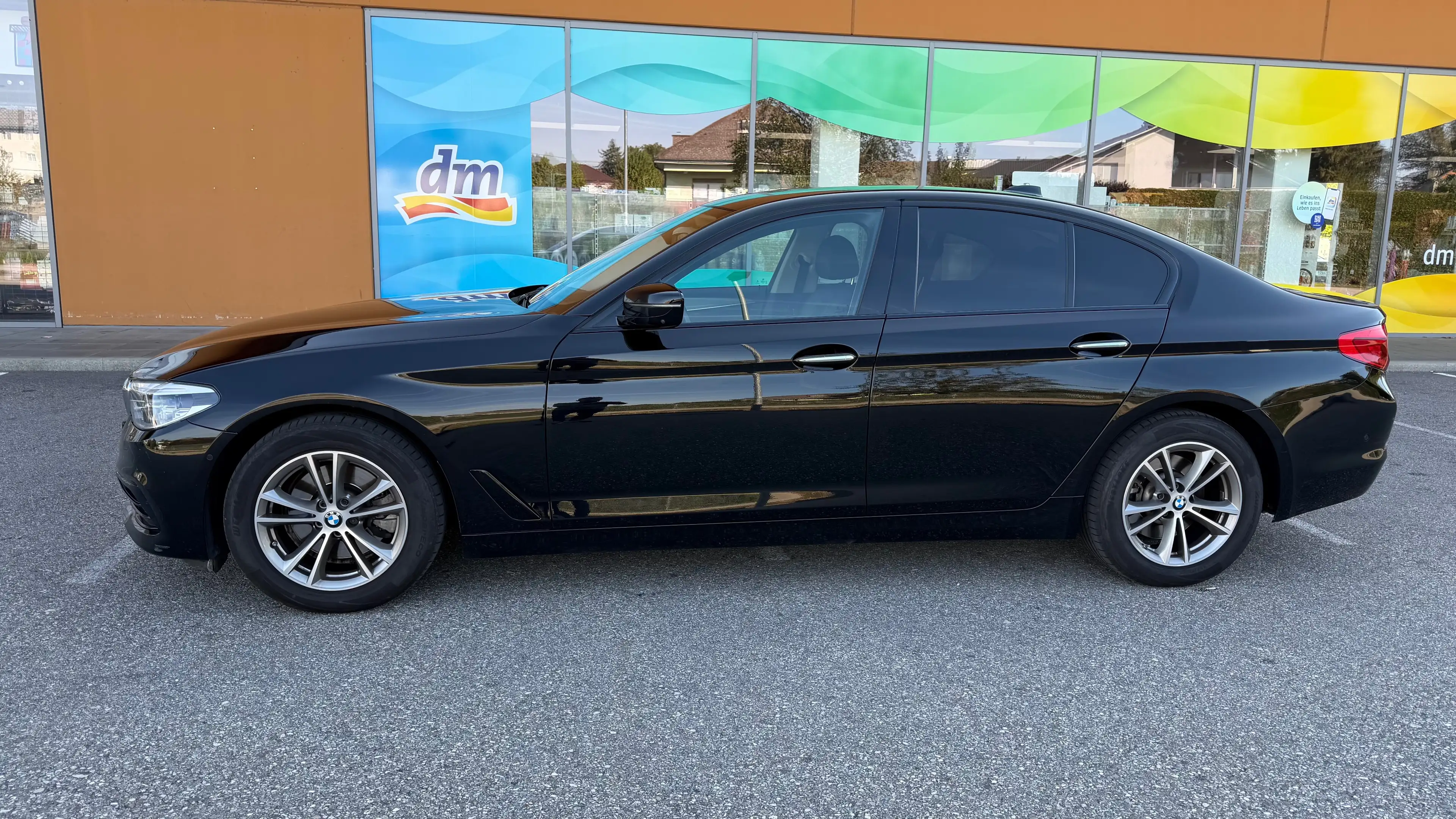BMW 520 520 d xDrive Sport Line Finanzierung. — photo 7