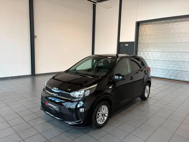 Kia Picanto view 3