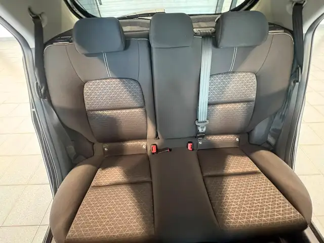 Kia Picanto view 14
