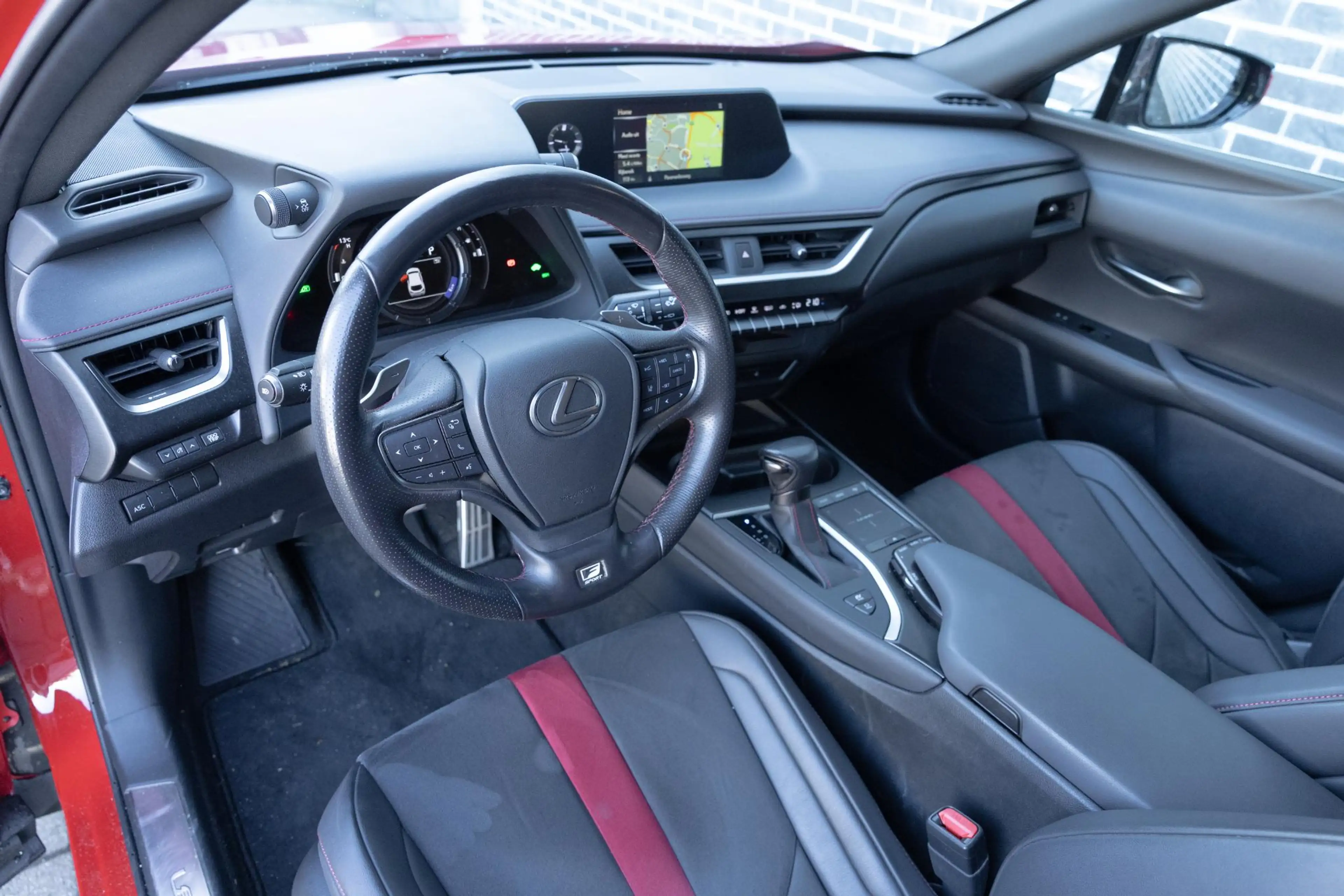 Lexus UX 250h F Sport First Edition | Triple LED Koplampen | Ach — photo 8