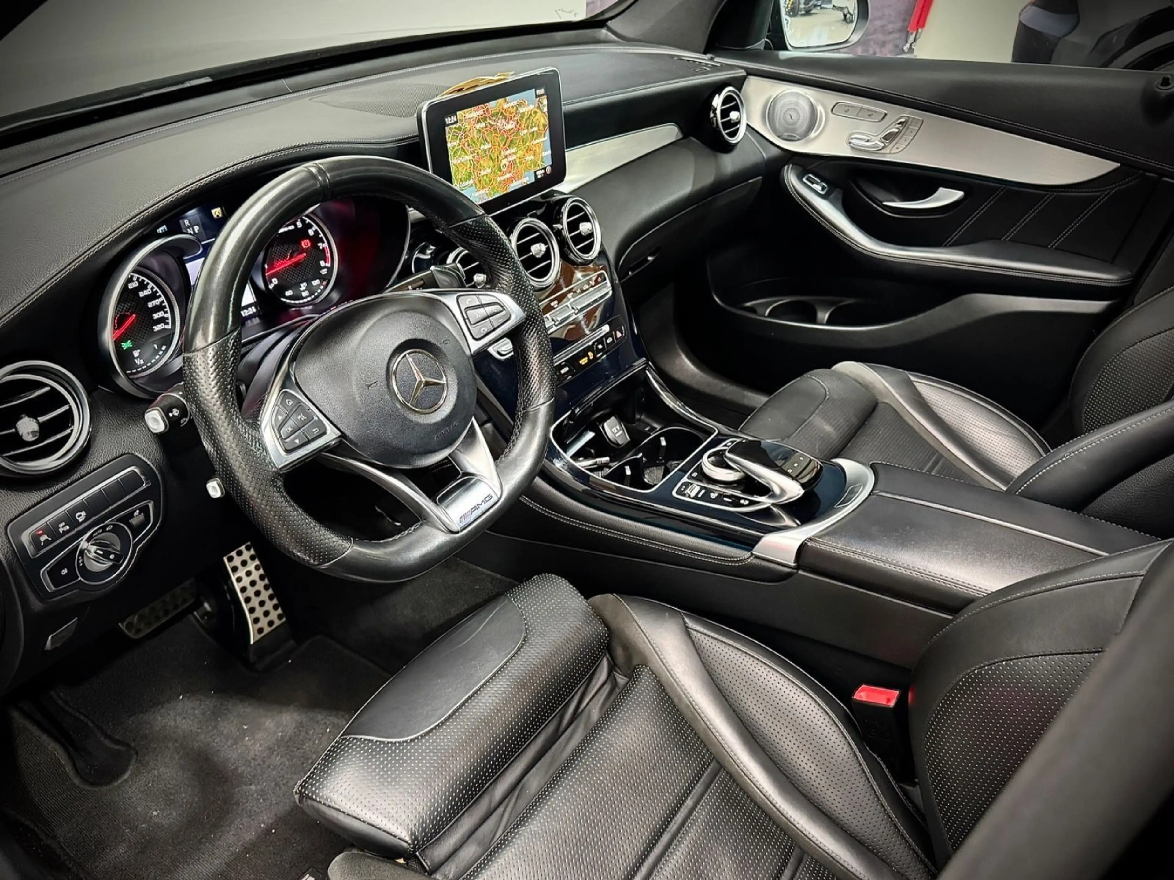 Mercedes-Benz GLC 63 AMG GLC63AMG*4Matic*Navi*LED*Pano*Burmester*Memory* — photo 10