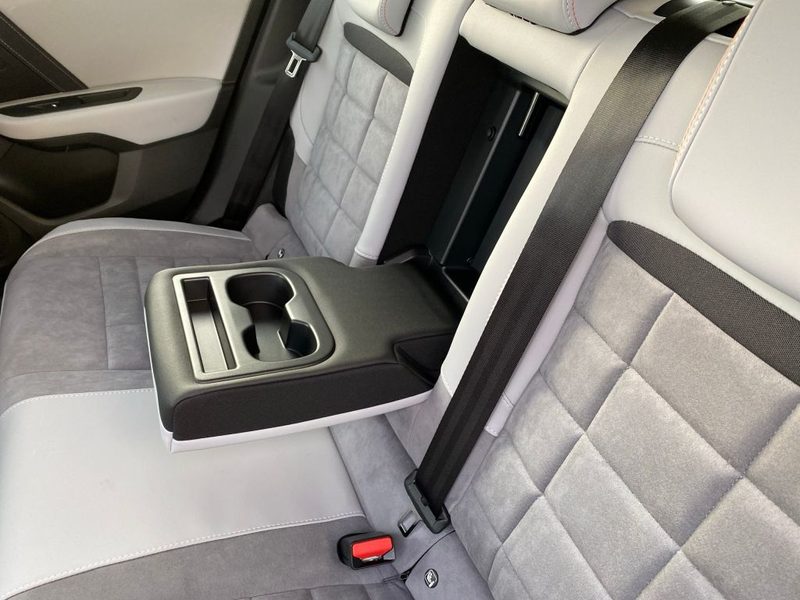 Citroen C4 Benzin 130 Automatik MAX *Alcantara*Winter*Techno* — photo 10