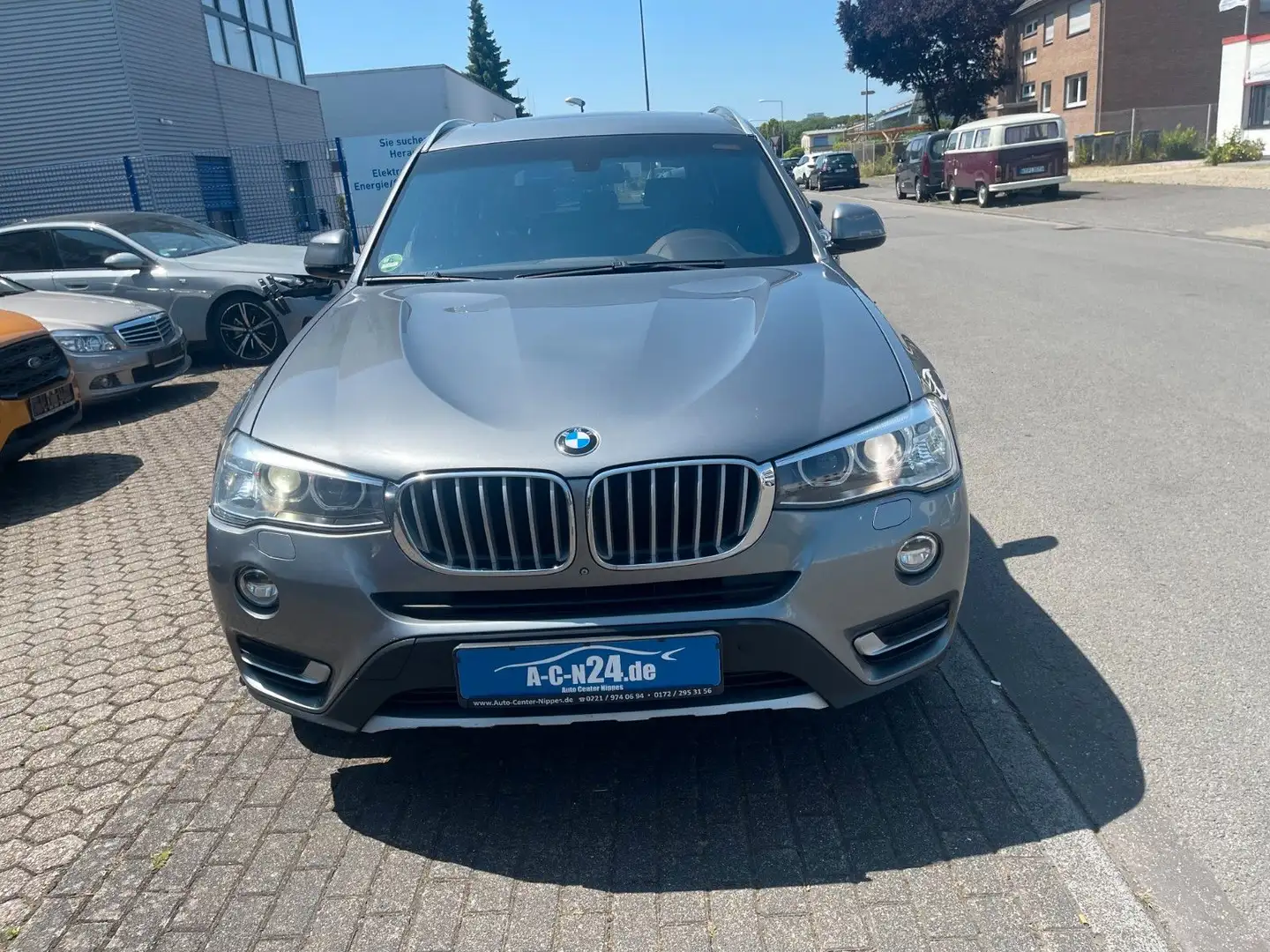 BMW X3 xDrive 30 d X Line Panorama Xenon Leder Gris - 2
