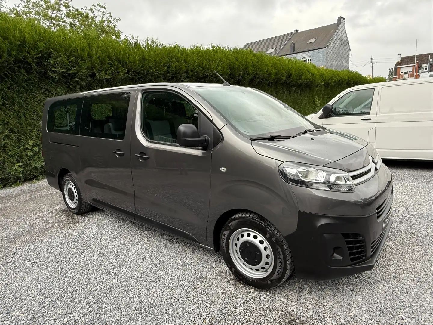 Citroen Spacetourer 1.5 BlueHDi - 75.000 KM - 9 PLACES -TVA DEDUCTIBLE Gris - 2