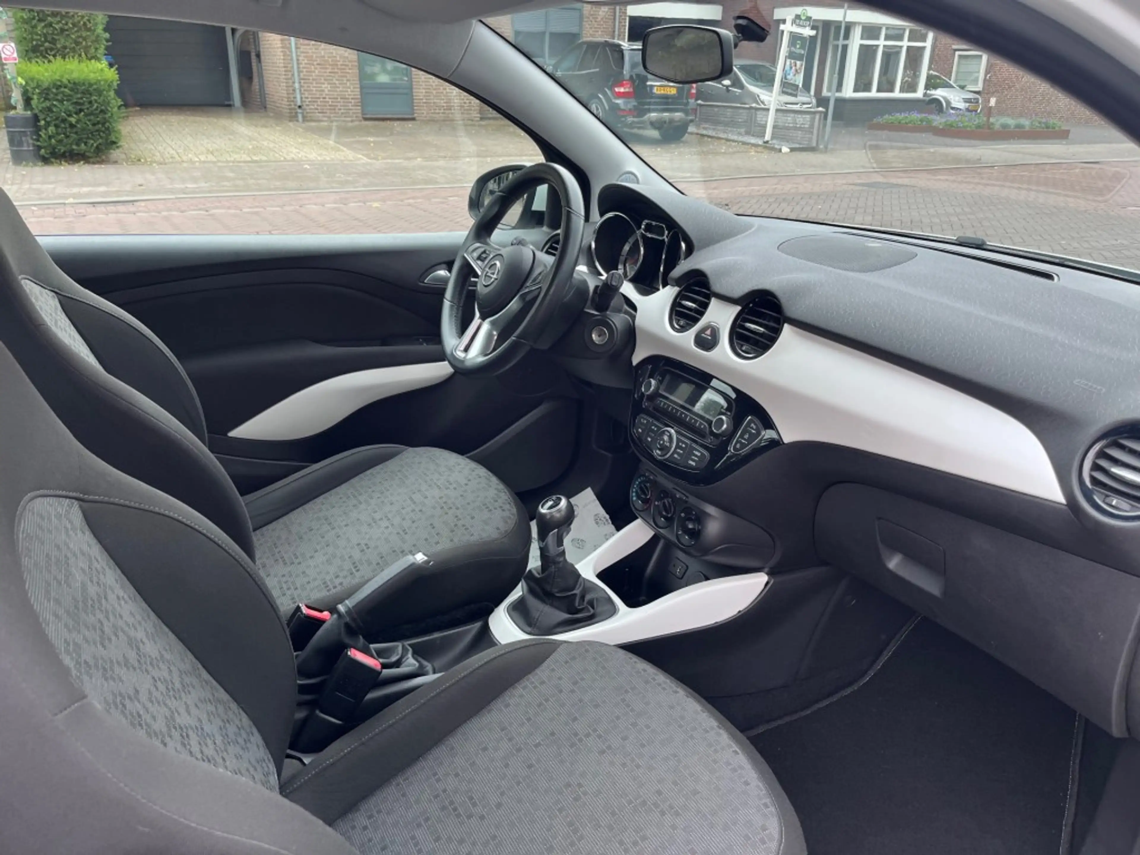 Opel Adam 1.2 JAM / AIRCO / CRUISE CTR. / BLUETOOTH / PDC / — photo 2