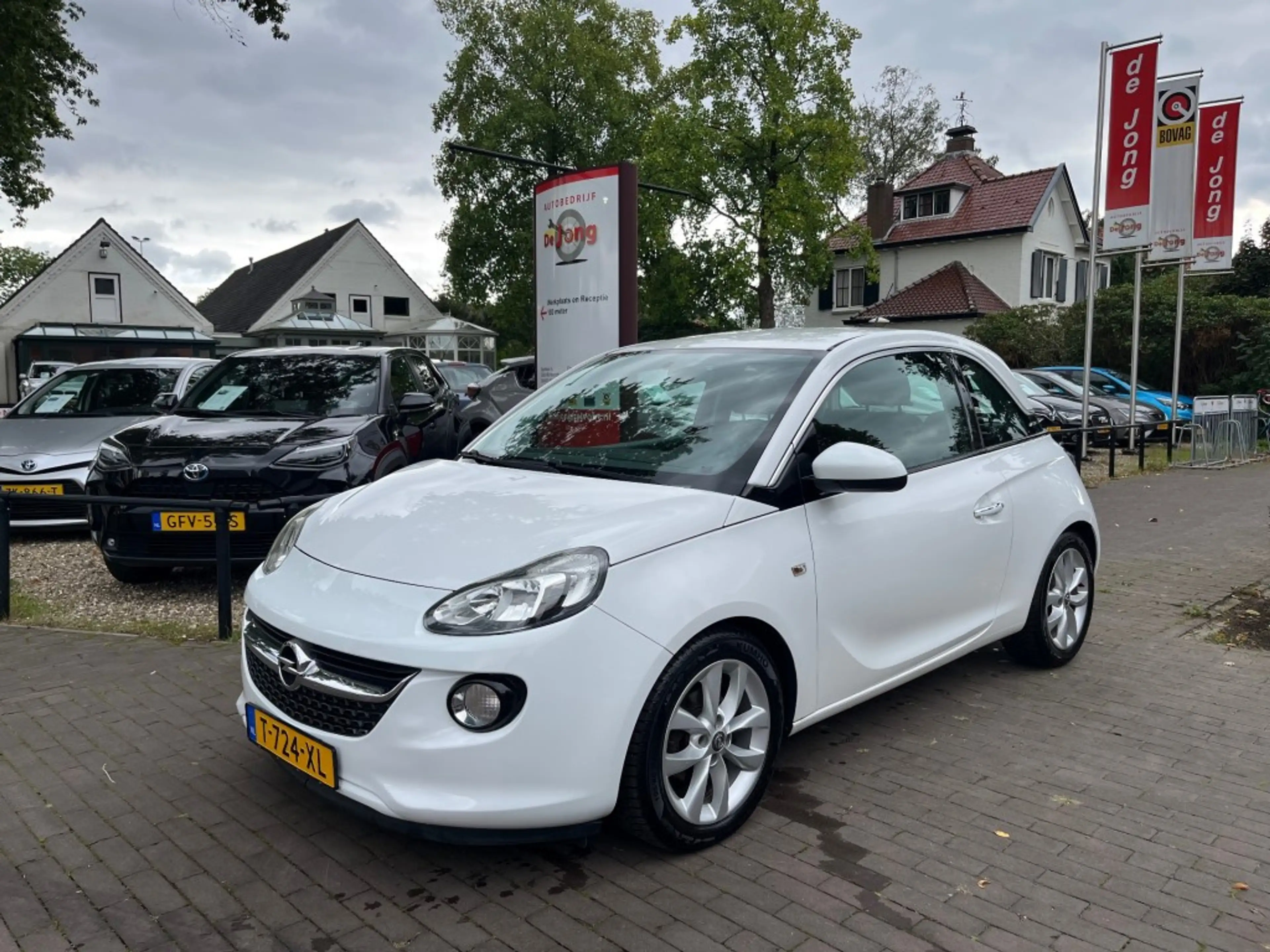 Opel Adam 1.2 JAM / AIRCO / CRUISE CTR. / BLUETOOTH / PDC /