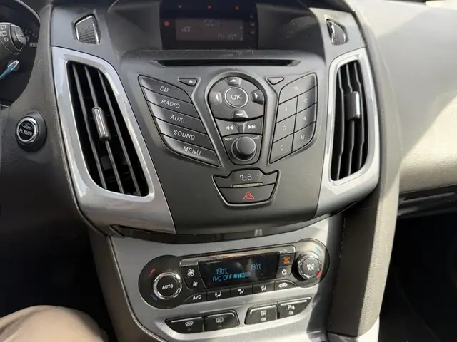 Ford Focus view 5