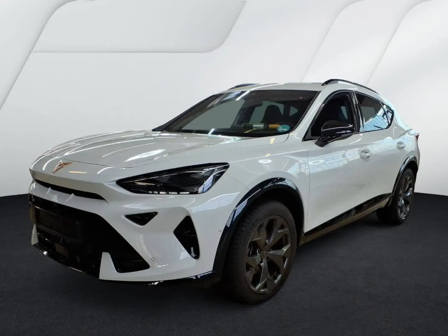 CUPRA Formentor 1.5 eTSI Navi 360°View Soundsys Memory Weiß - 2