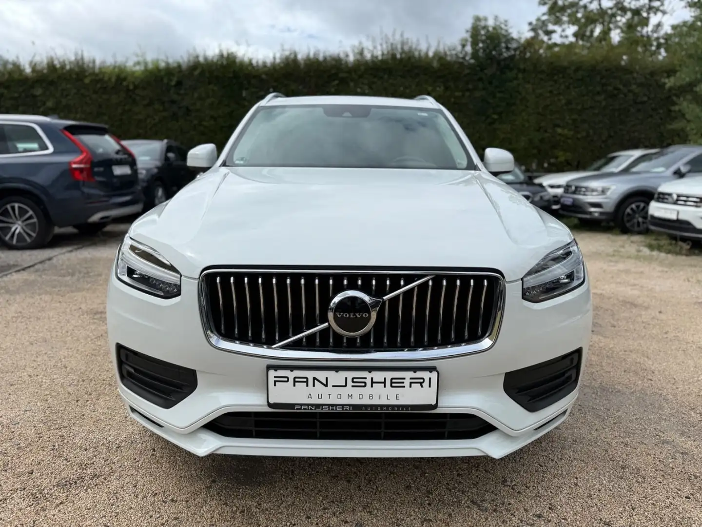 Volvo XC90 B5 AWD Geartronic Momentum Pro 7-Sitze Kame Weiß - 2