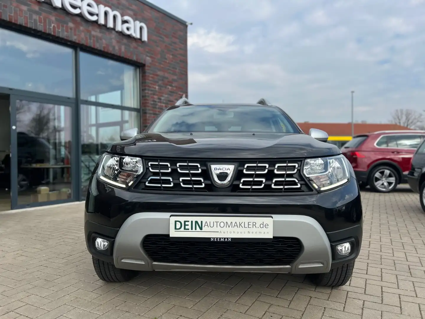 Dacia Duster II Comfort*NAVI*RFK*KLIMA*SERVO*SHZ* Schwarz - 2