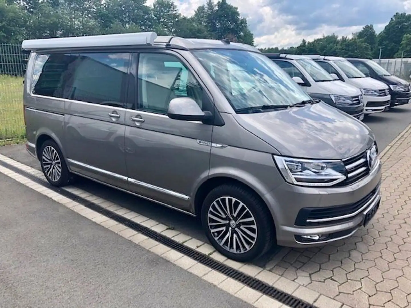 Volkswagen Bus California Ocean - 2