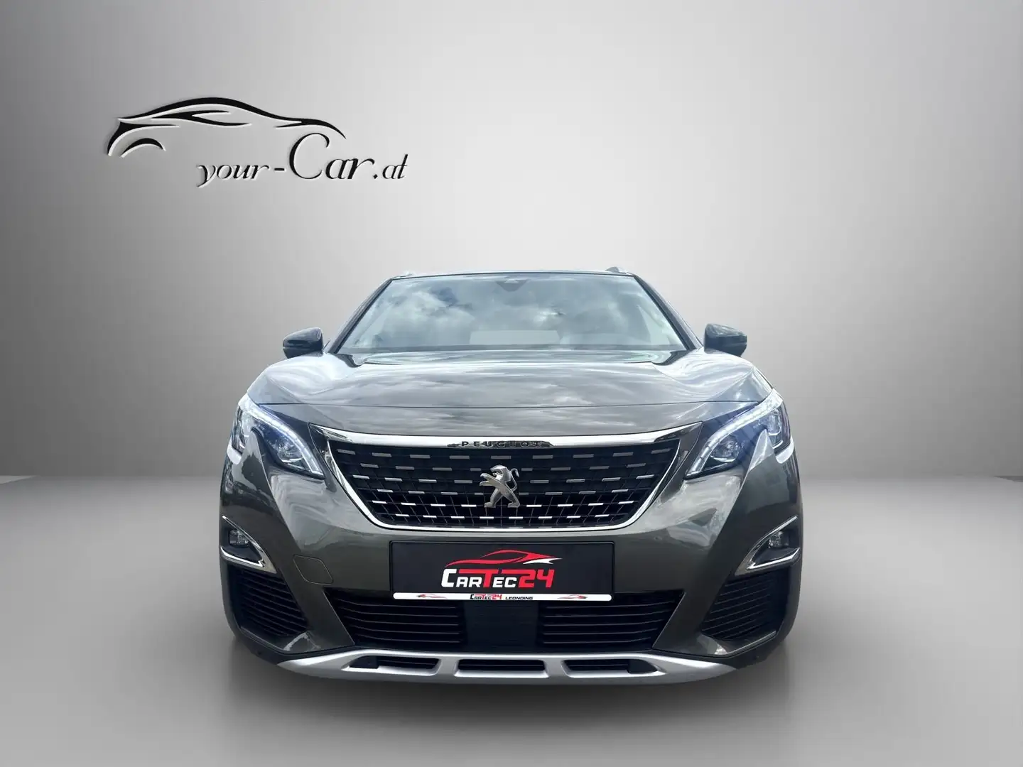 Peugeot 5008 1,5 BlueHDI 130 S&S EAT8 GT-Line Aut. *PANO, AHK* Grau - 2