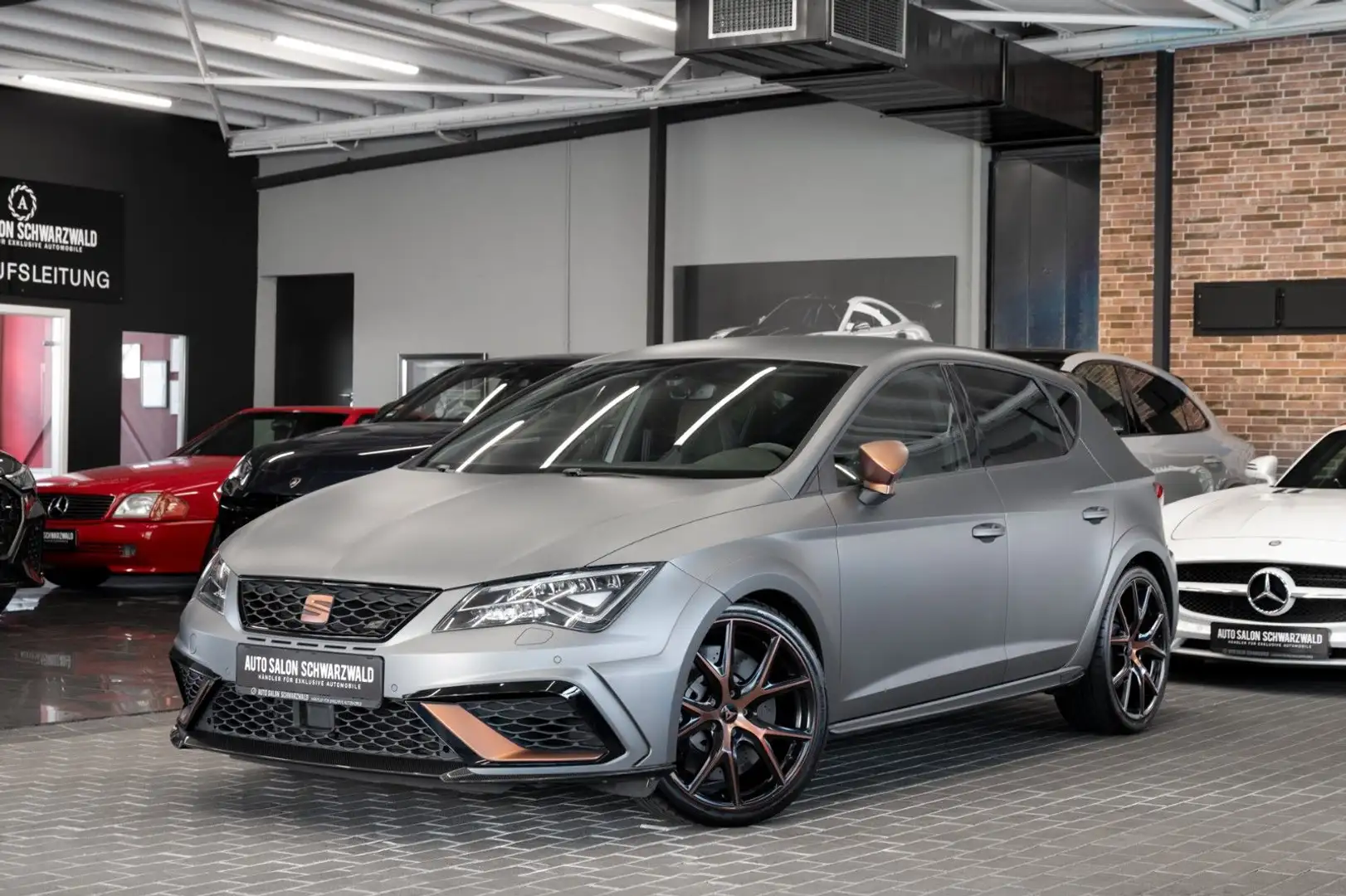 CUPRA Leon Cupra R|CARBON|BEATS|ACC|19-ZOLL|NAVI|LED Grau - 1