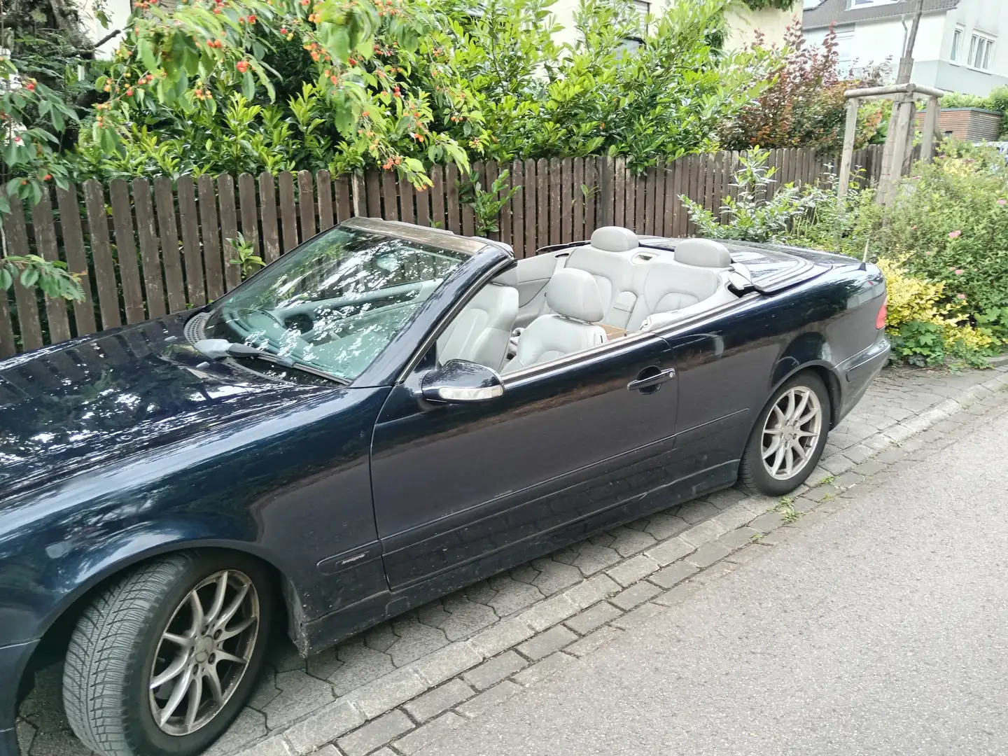 Mercedes-Benz CLK 320 CLK Cabrio 320 Avantgarde Blau - 1