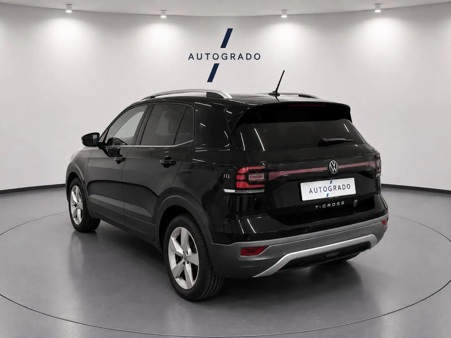 Volkswagen T-Cross 1.0 TSI Sport DSG7 81kW Negro - 2
