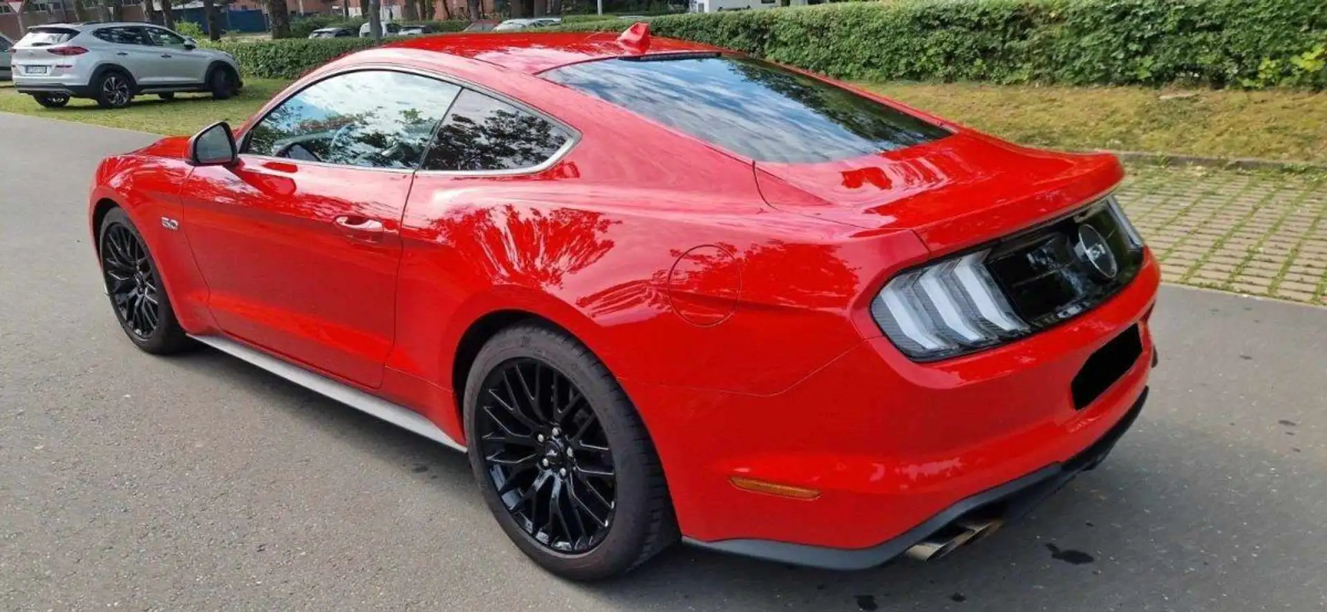 Ford Mustang VI (2) FASTBACK 5.0 V8 GT BVA10 Rouge - 2