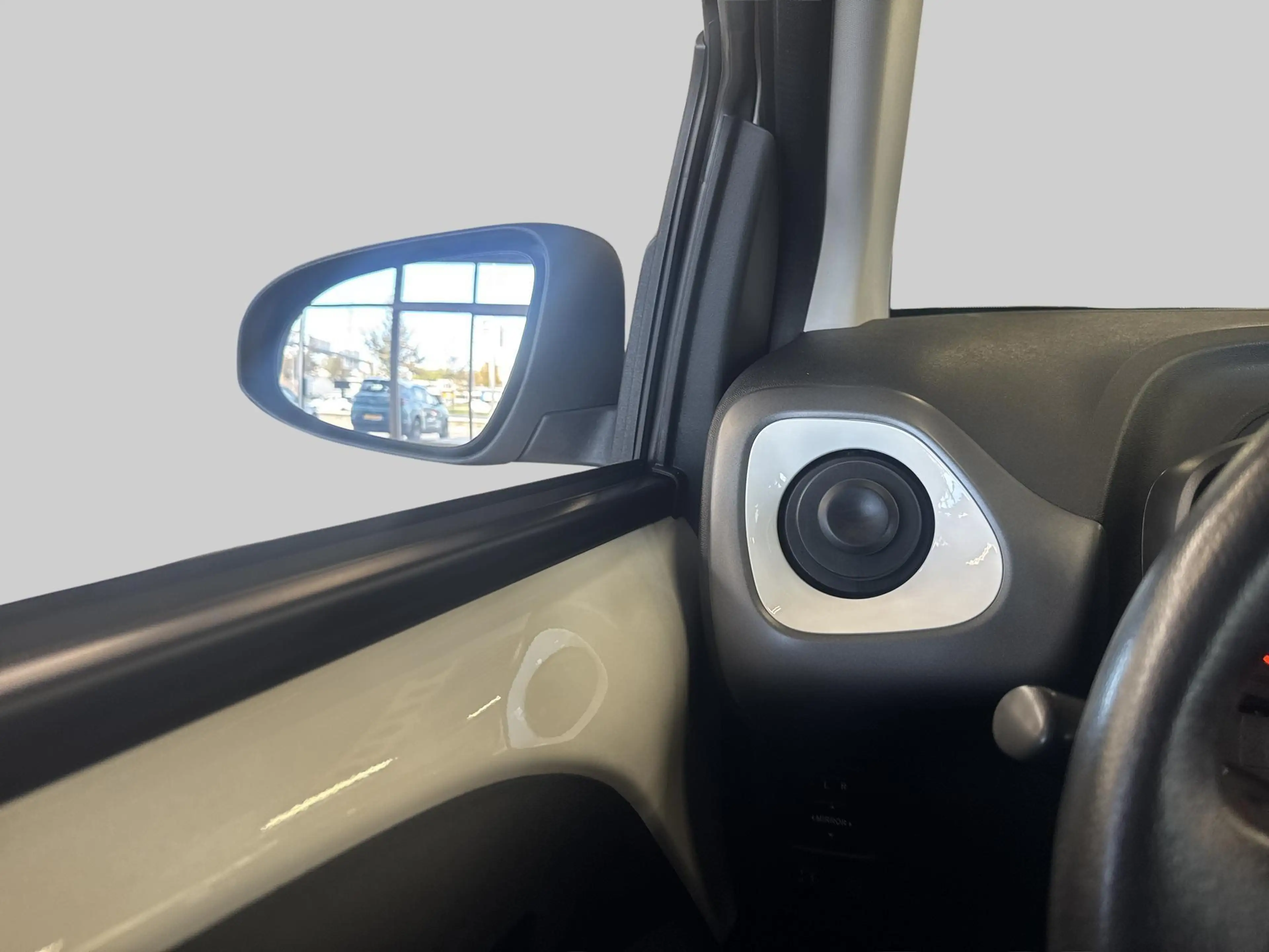 Toyota Aygo 1.0 VVT-i x-play | Achteruitrijcamera | Apple Carp — photo 14