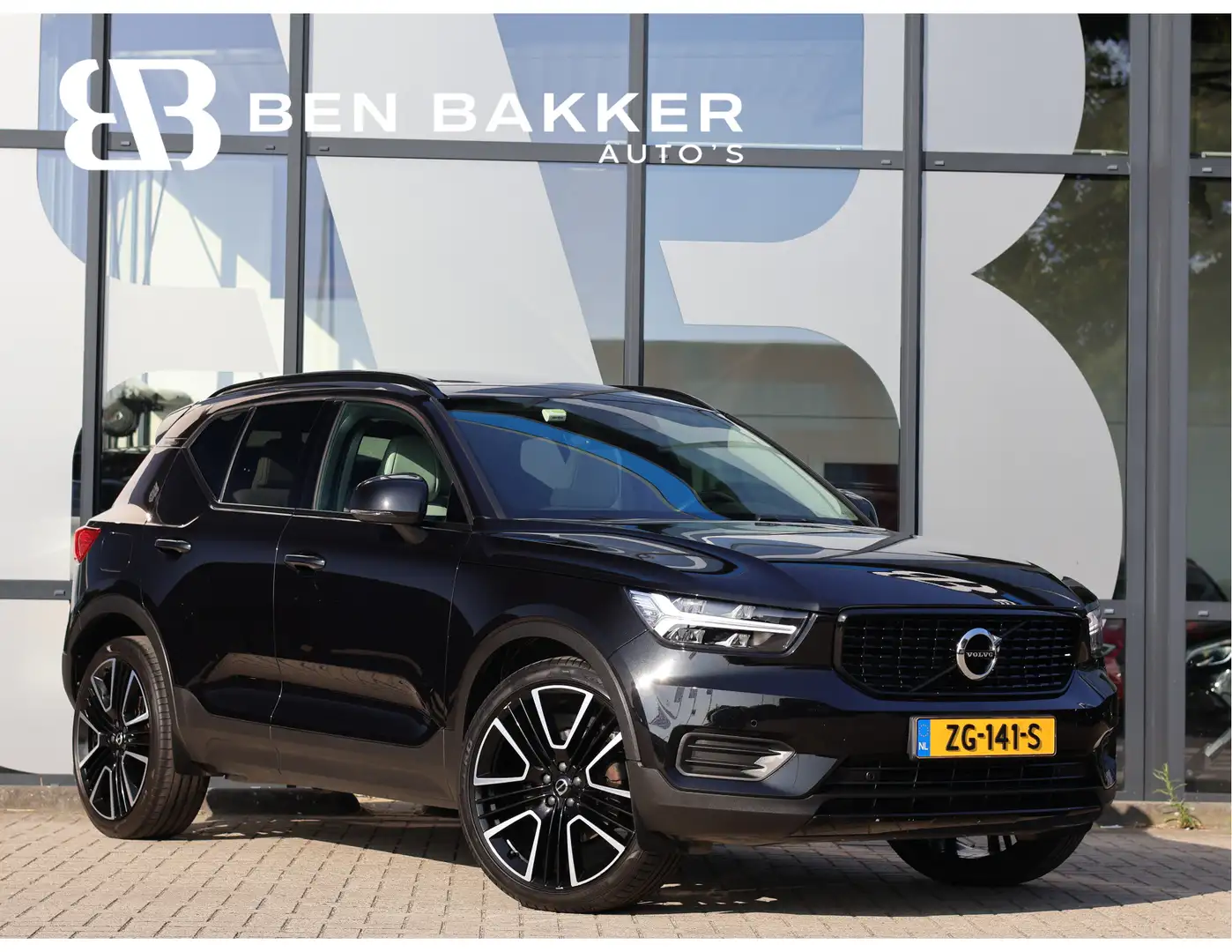 Volvo XC40 2.0 T4 190PK Inscription | ACC | Pano | Carplay | Noir - 1