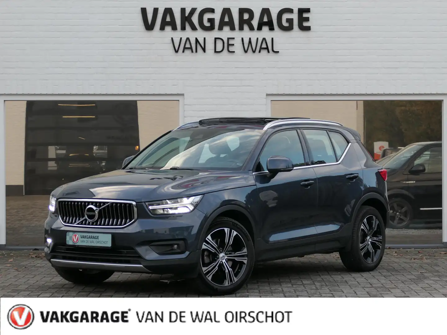 Volvo XC40 2.0 T4 AWD Inscription | Panoramadak | Harman/Kard Bleu - 1