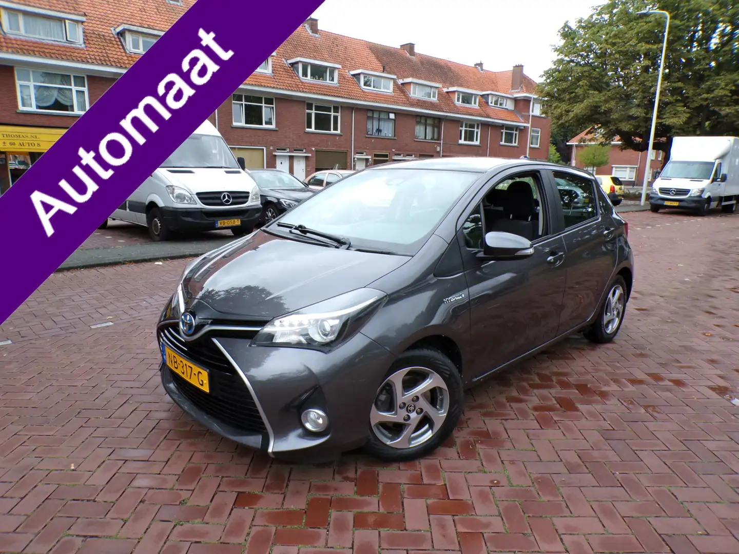 Toyota Yaris 1.5 Hybrid Trend NL AUTO ORGINELE KM STAND MET NAP Gris - 1