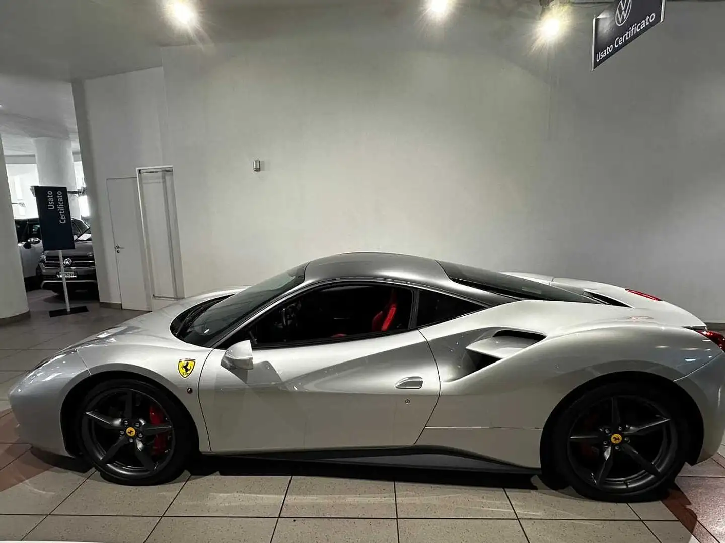 Ferrari 488 GTB Atelier/ Full Carbon Argento - 2
