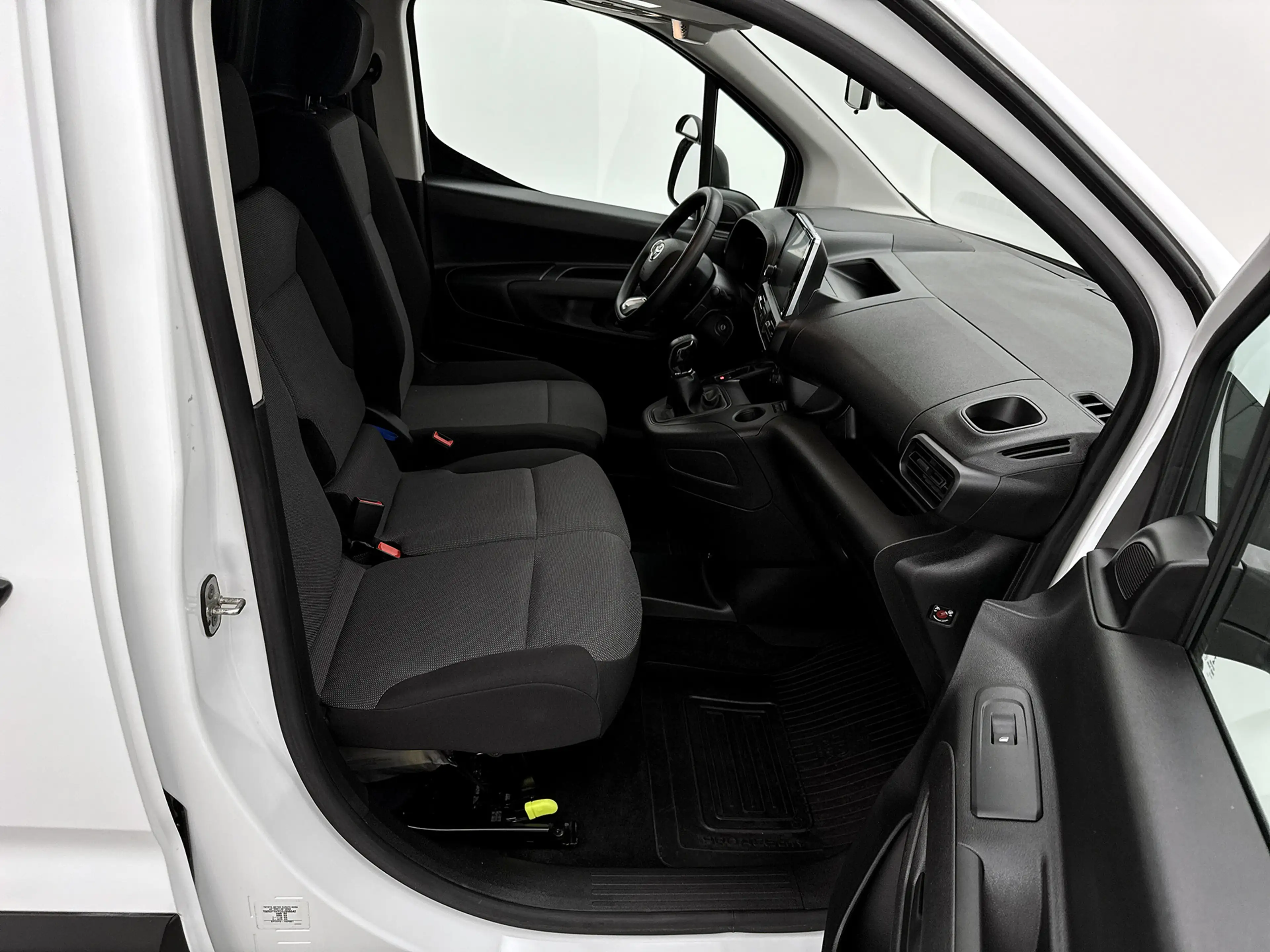 Toyota Proace City 1.5 D-4D Professional Navigatie Camera Carplay NL- — photo 21