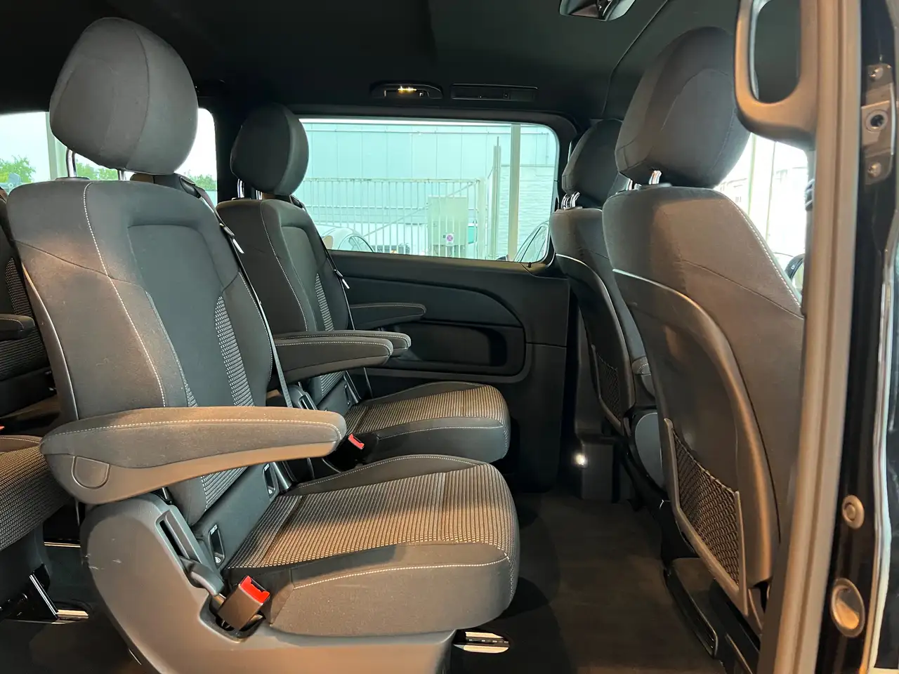 Mercedes-Benz V-Class d LWB L2 AMG-Line Elektr. Deuren Trekhaak 6 zits Navi LED Sfeer Standverw.-Dakrails-Elek.Spiegels- Camera, миниатюра 12
