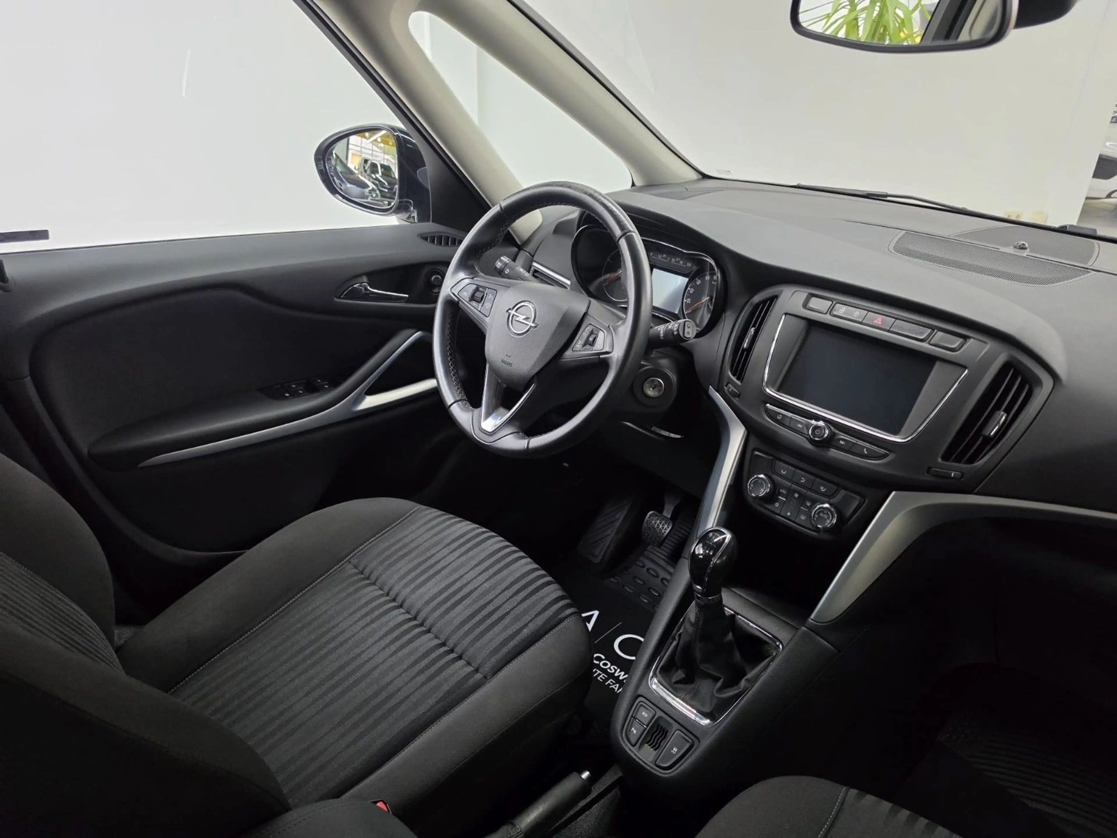 Opel Zafira Tourer 2.Hand,7-Sitzer — photo 10