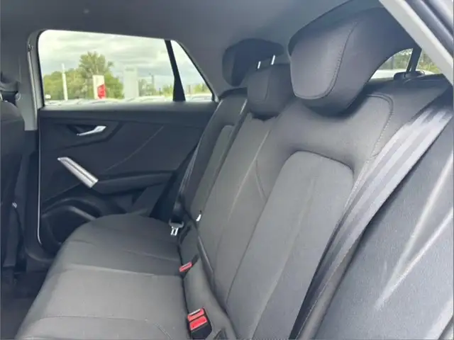 Audi Q2 view 14