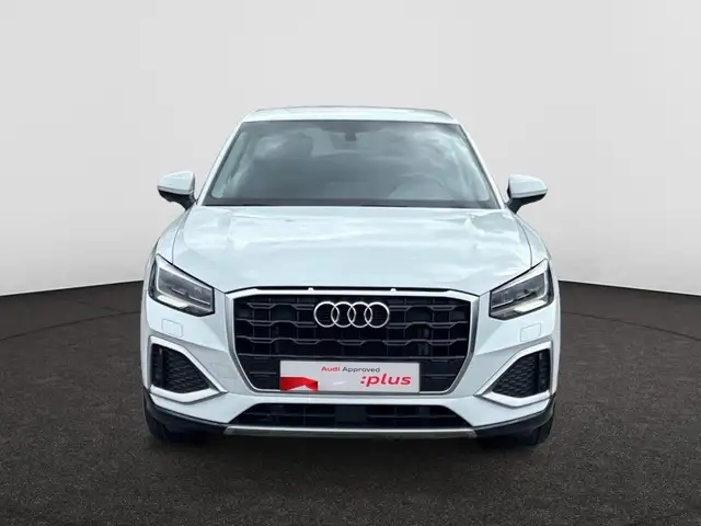 Audi Q2 view 6