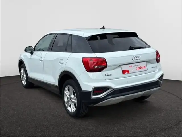 Audi Q2 view 3