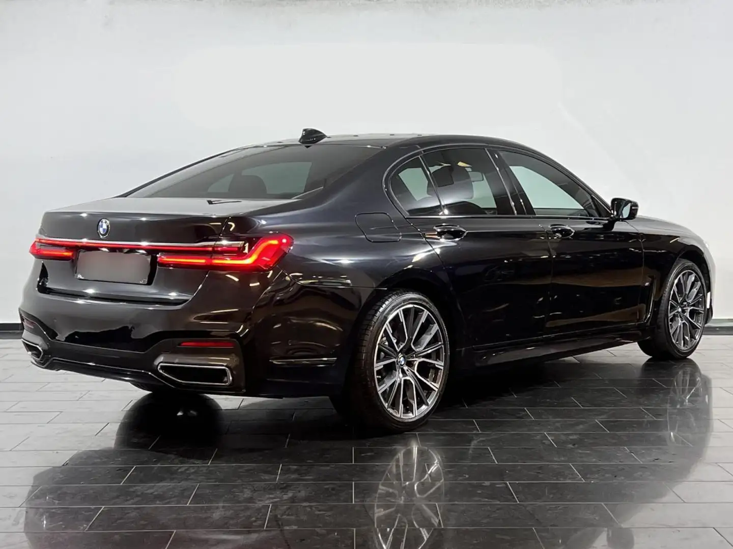 BMW 730 730d xDrive M Sport - BVA Sport  BERLINE G11 LCI 7 Чорний - 2
