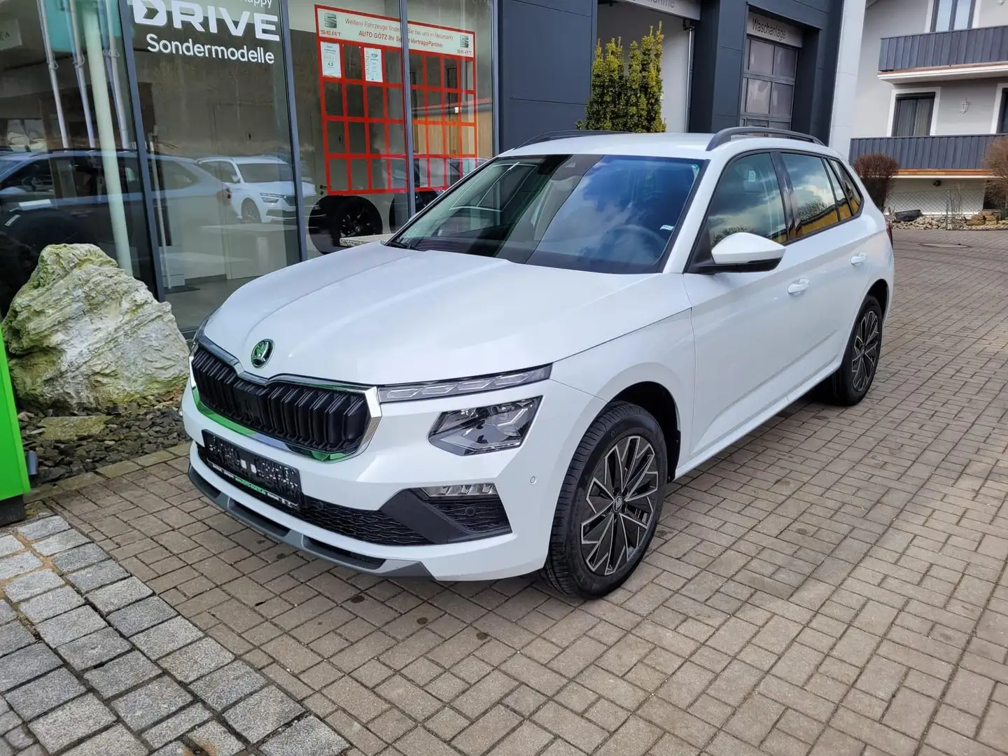 Skoda Kamiq Tour DSG AHK-Vorb.*Navi*Matrix*ACC*Kamera*Blind-Sp Blanc - 2