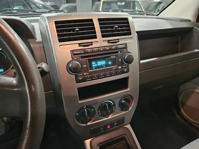 Jeep Compass view 14