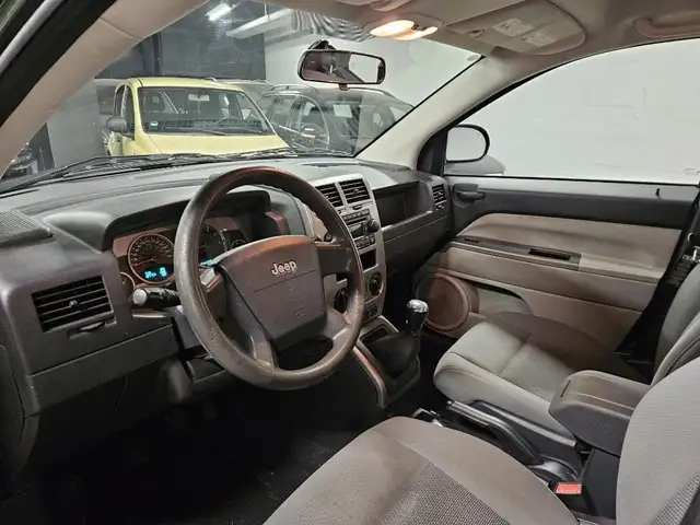 Jeep Compass view 7