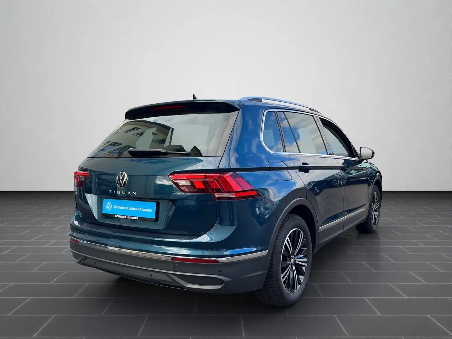 Volkswagen Tiguan LIFE 1.5 DSG TSI NAVI SHZ AHK LANE ASSIST Blau - 2