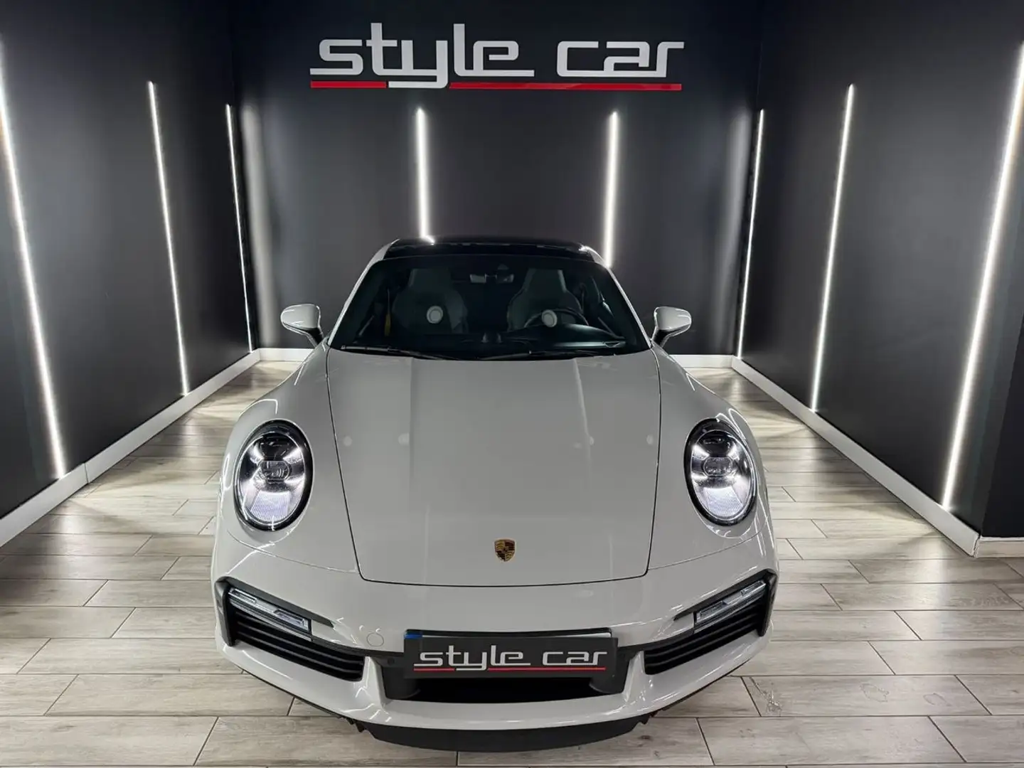Porsche 911 TURBO S Beige - 2