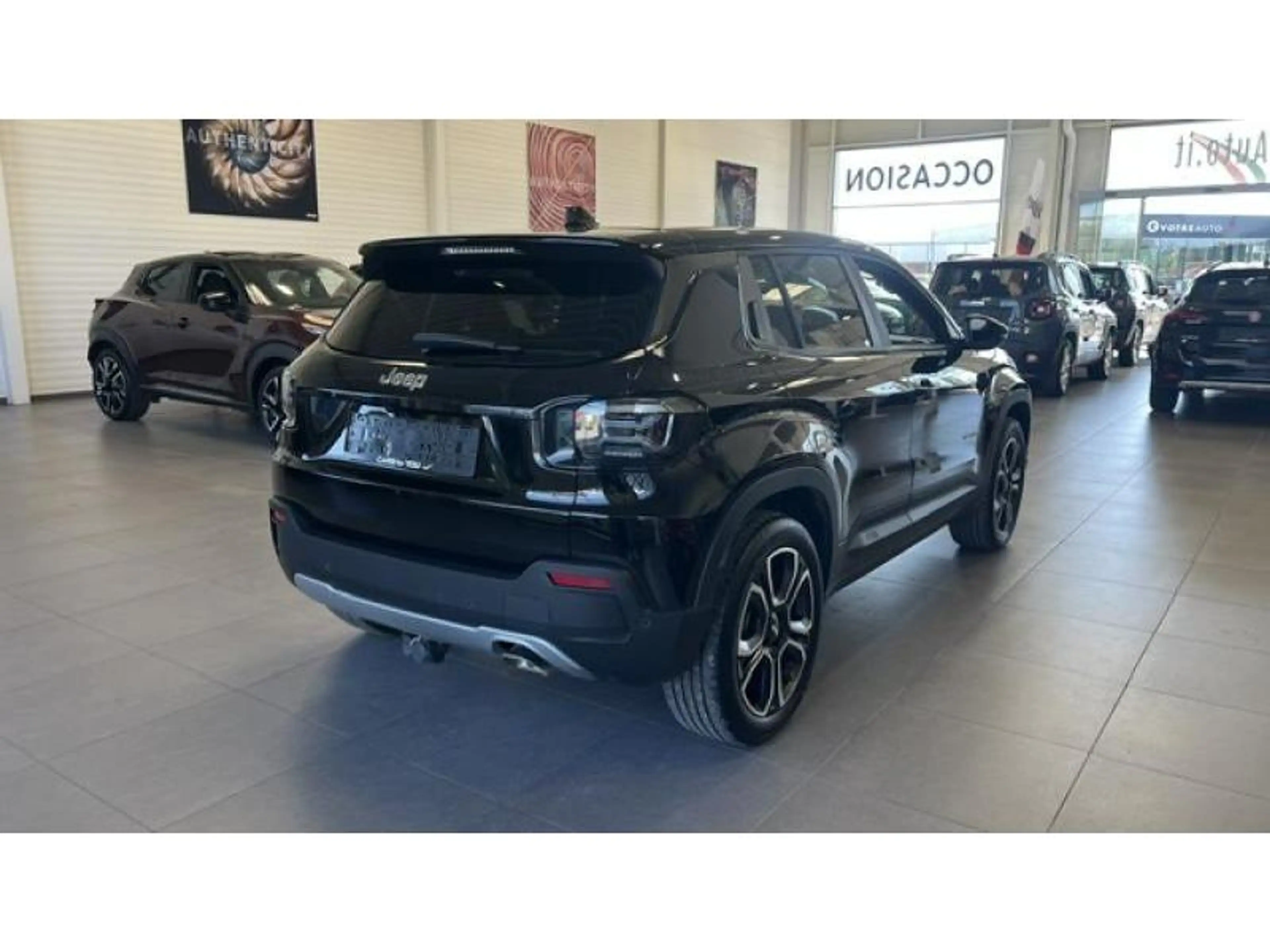 Jeep Avenger 1.2 Turbo MHEV Summit — photo 6