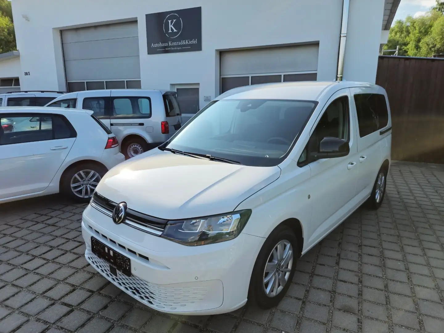 Volkswagen Caddy Life Blanc - 1