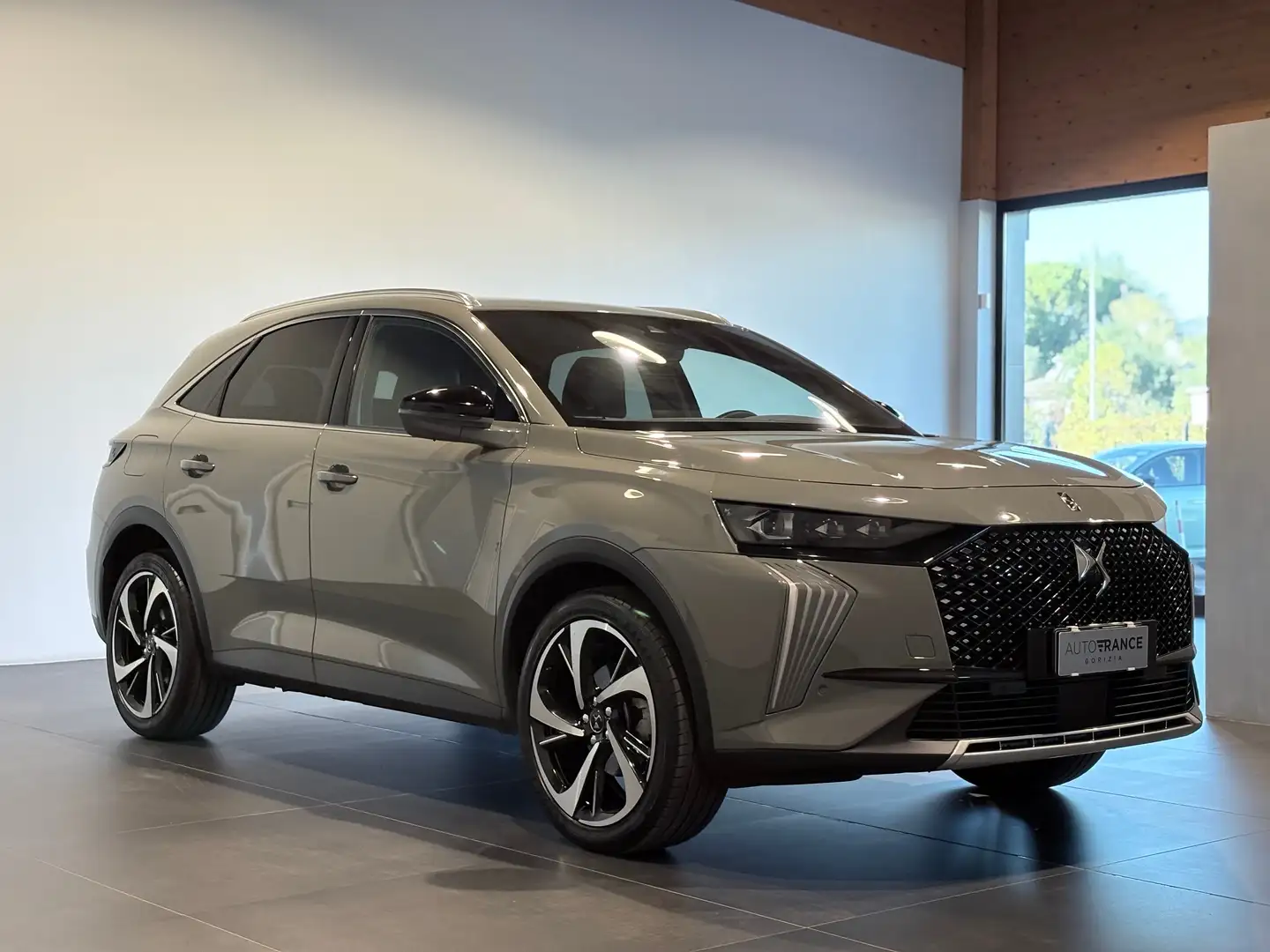 DS Automobiles DS 7 Crossback DS7 1.5 bluehdi Rivoli 130cv auto Grigio - 2