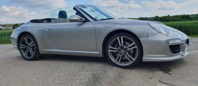 Imagine Porsche 997 Carrera 997.2 Cabriolet PDK