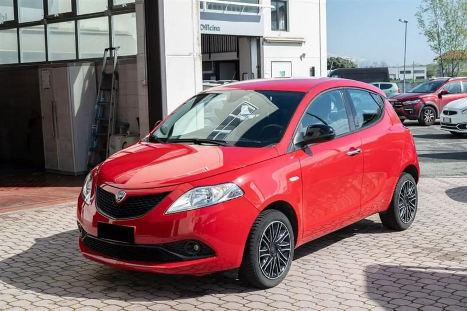 Lancia Ypsilon 1.0 FireFly 5 porte S&S Hybryd Gold Rosso - 1