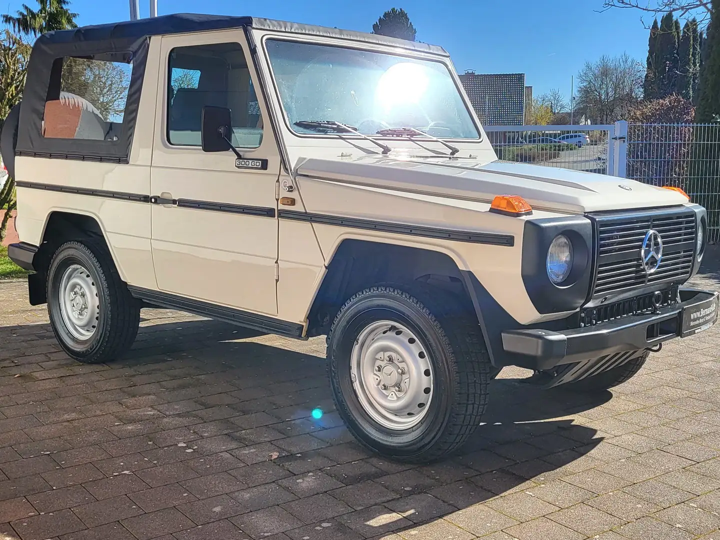 Mercedes-Benz G 300 300GD Cabrio "wunderschön" aus ROM! Білий - 1